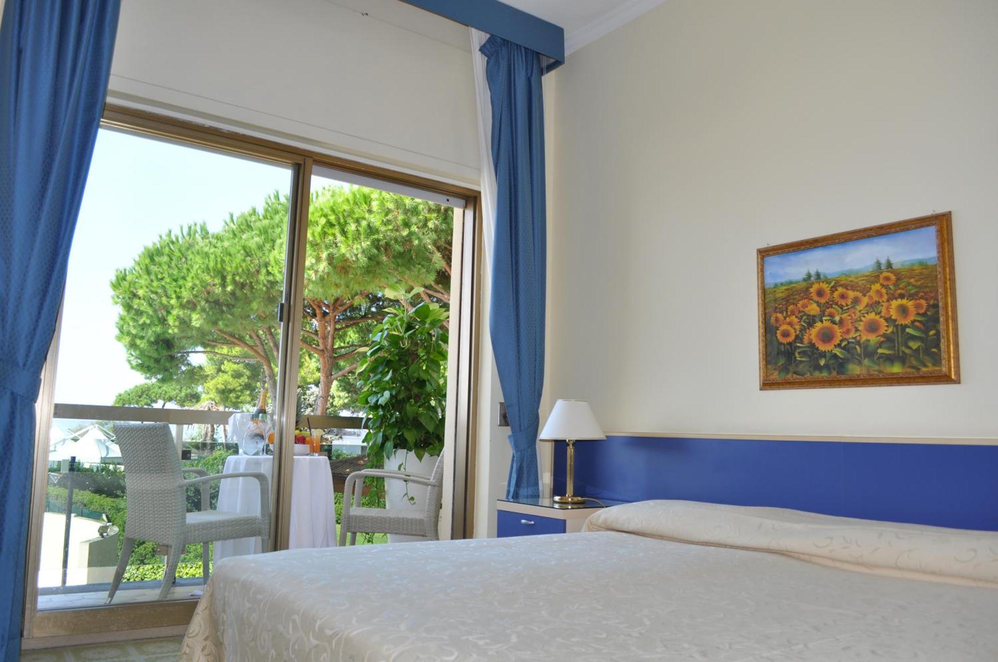 Hotel La Playa Sperlonga Esterno foto