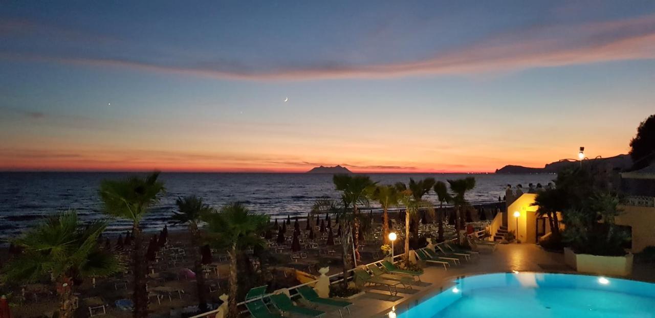 Hotel La Playa Sperlonga Esterno foto