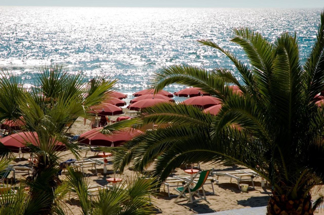 Hotel La Playa Sperlonga Esterno foto